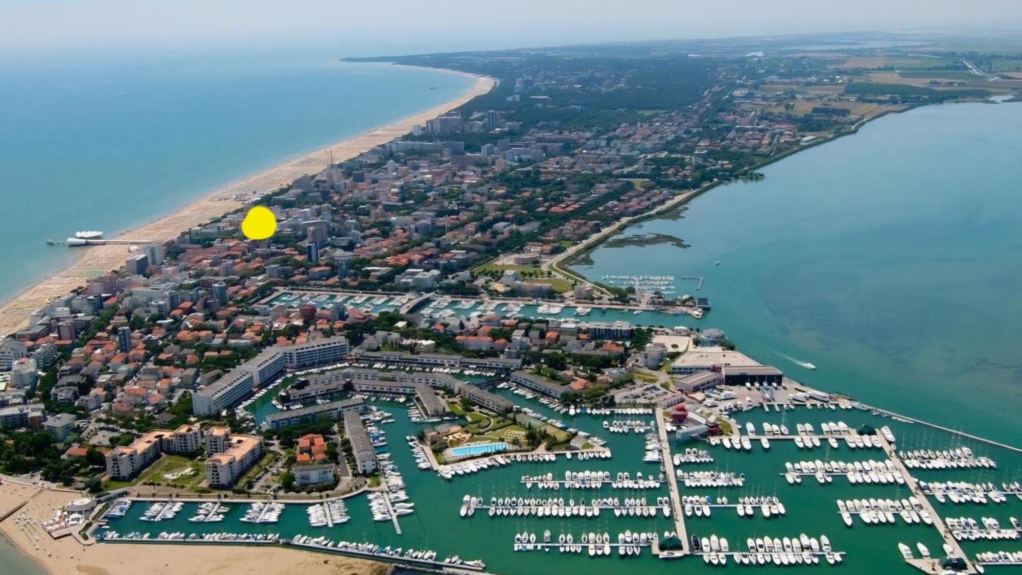Villa Nerina Apartment Lignano Sabbiadoro Exterior photo